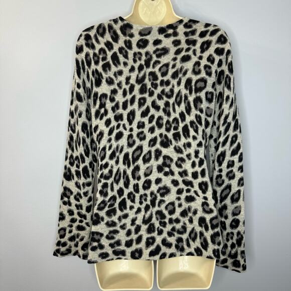 Charter Club Cashmere  Sweater Grey Black Animal Print Pullover Soft Casual M - Picture 5 of 6